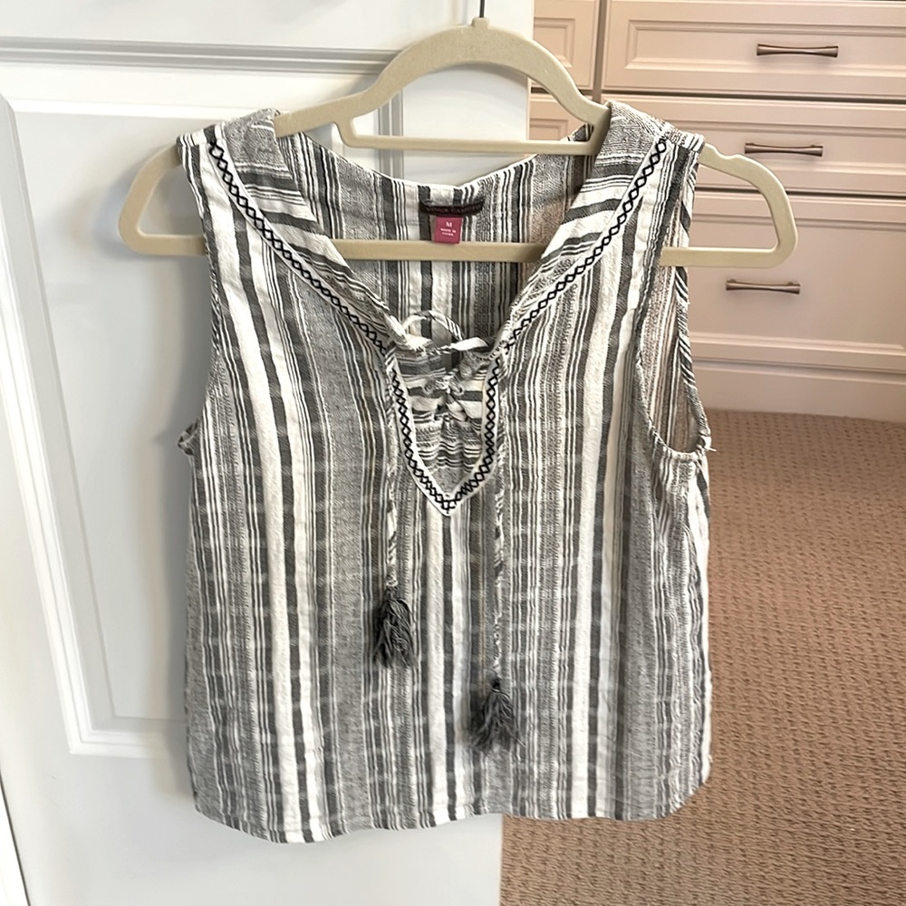 Vince Camuto Tank top